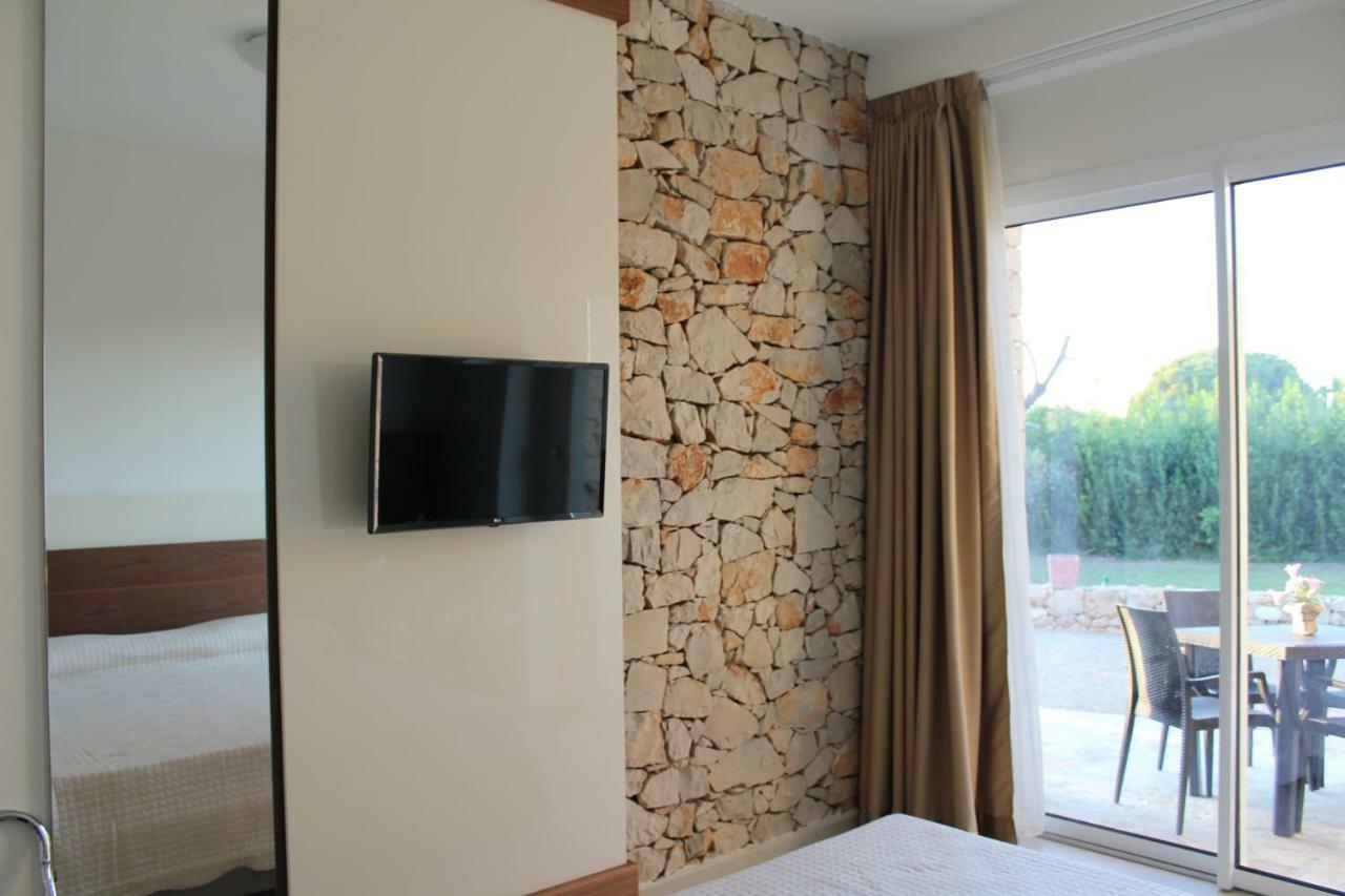 أليزيو Villa Minerva Family Relais المظهر الخارجي الصورة