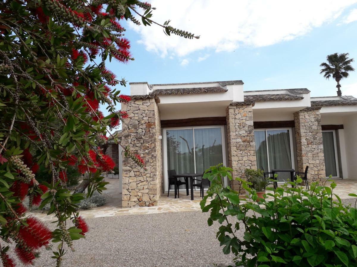 أليزيو Villa Minerva Family Relais المظهر الخارجي الصورة