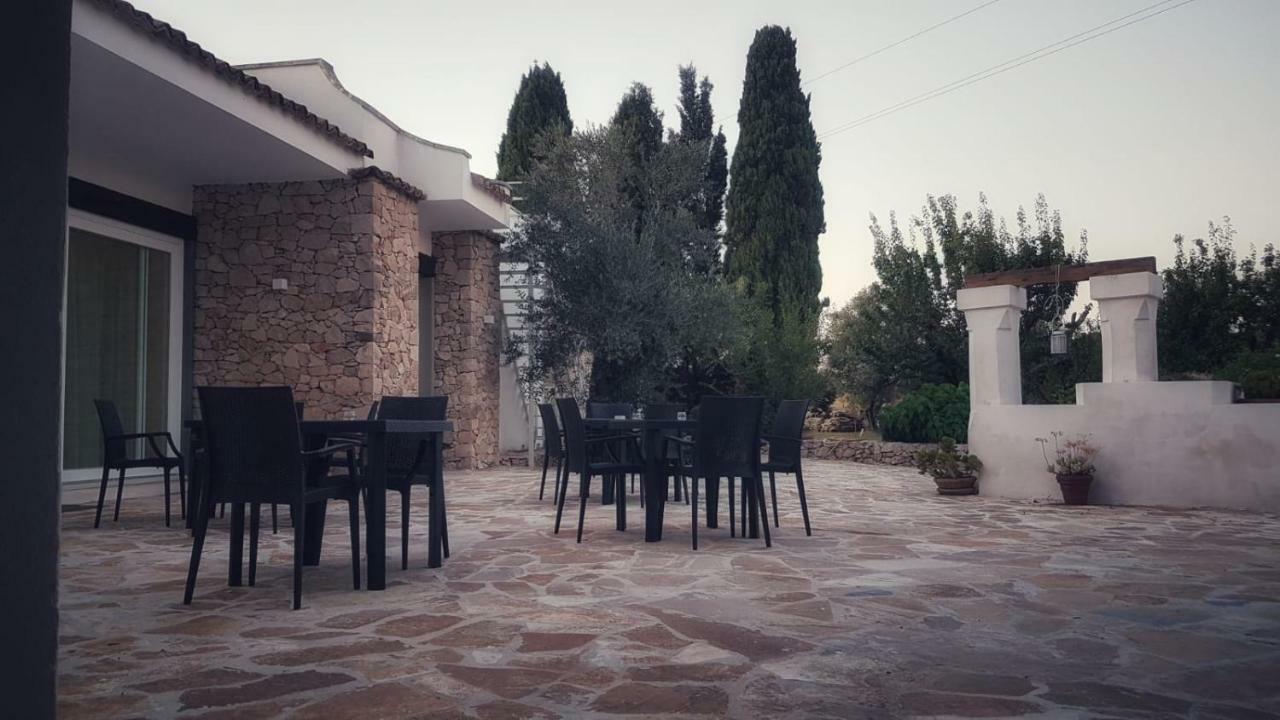 أليزيو Villa Minerva Family Relais المظهر الخارجي الصورة