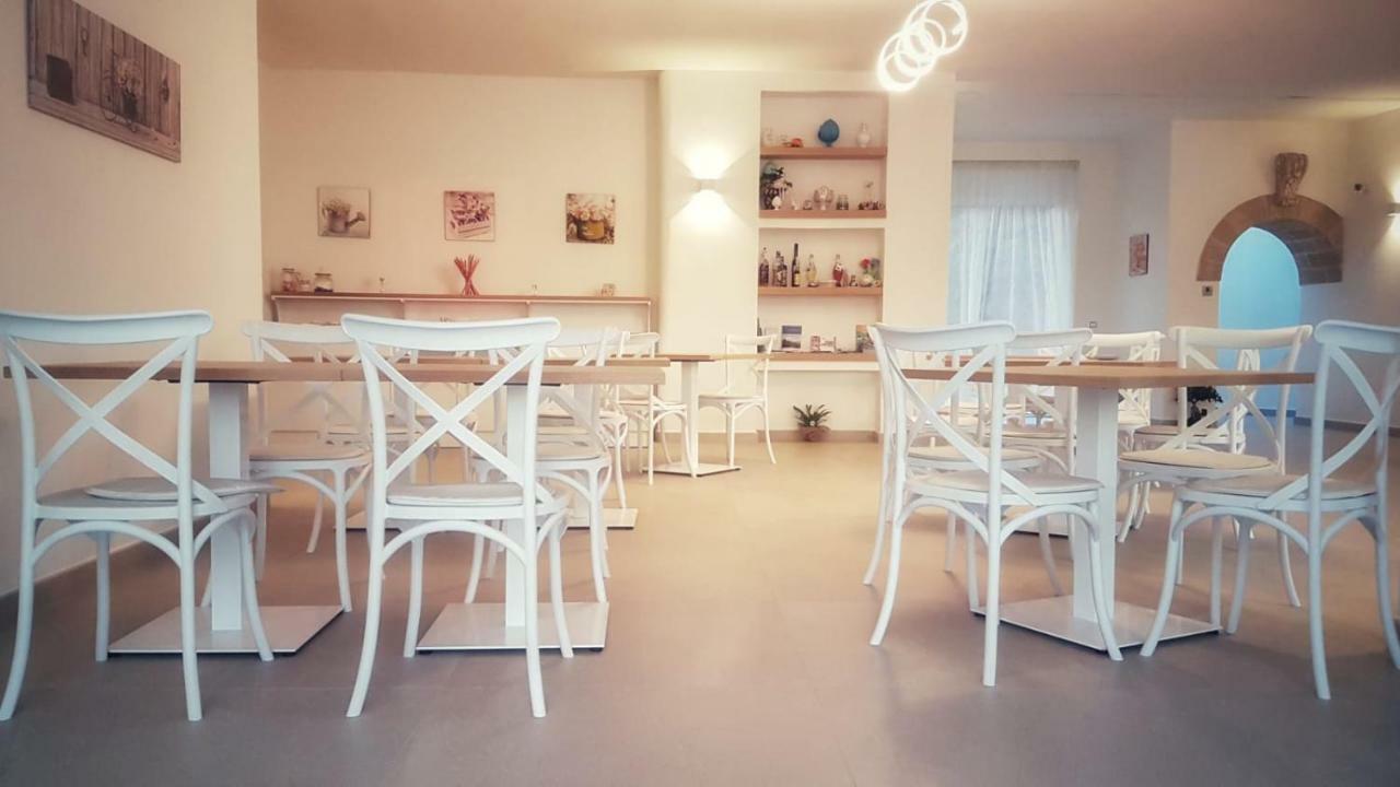 أليزيو Villa Minerva Family Relais المظهر الخارجي الصورة